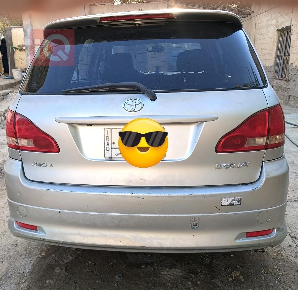 Toyota Ipsum